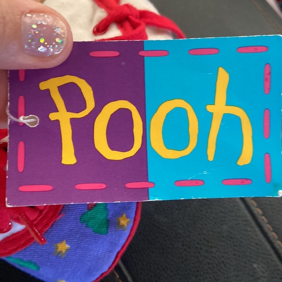 RARE Winnie the Pooh Baby Shoes Christmas 12-18 months 90s Vintage DISNEY NWT - Picture 4 of 10